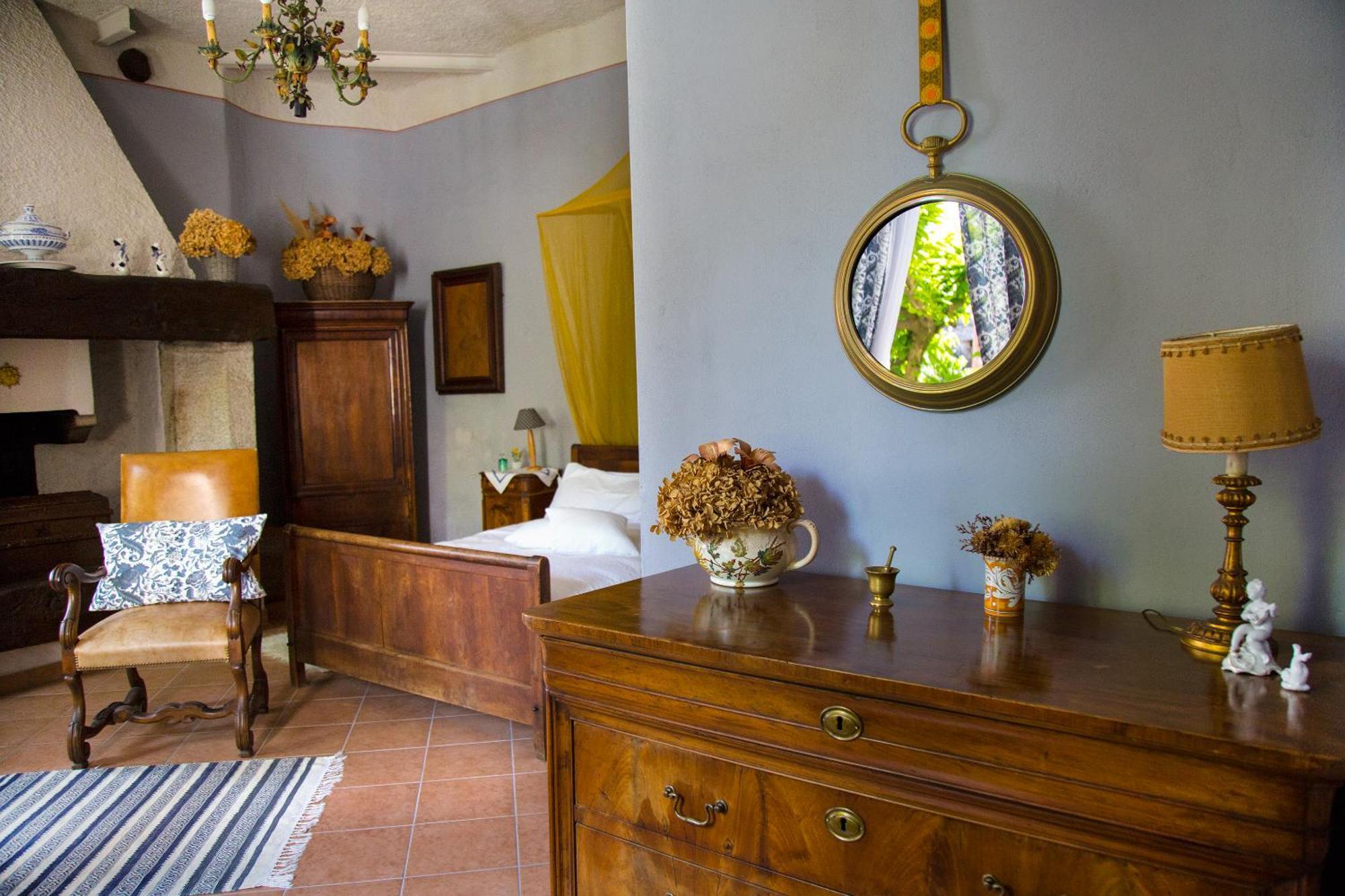 B&B Locanda Tempi Lontani Adults Only Orta San Giulio Room photo