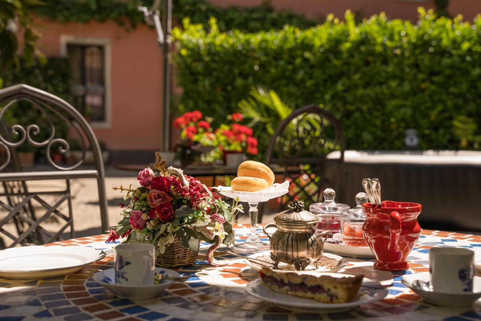 B&B Locanda Tempi Lontani Adults Only Orta San Giulio Exterior photo